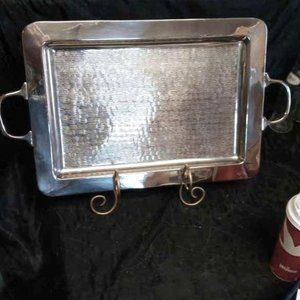 LARGE ALUMINUM RECTANGULAR SERVING TRAY WITH HANDLES HAMMERED BACK GROOVED FRONT